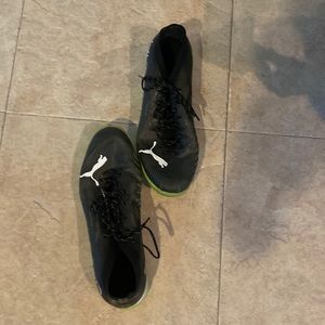 Puma Ultra 1.3 artificial turf soccer shoe